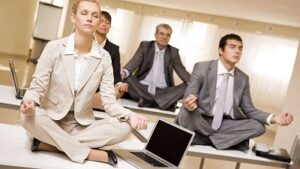 как юристу, аудитору, или адвокату найти клиентов в интернете